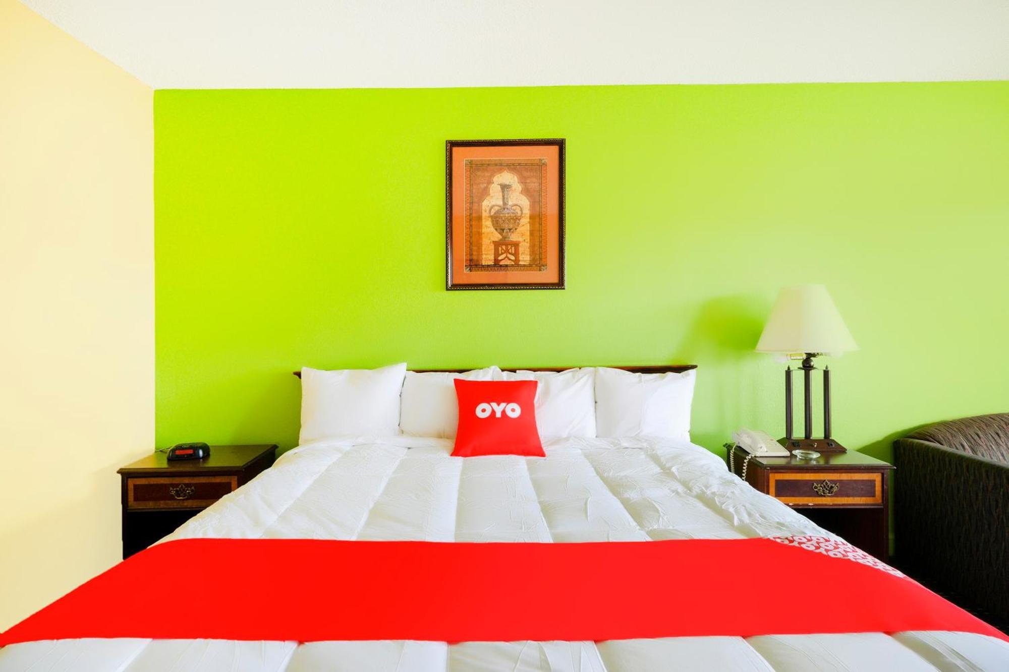 Oyo Hotel 3*